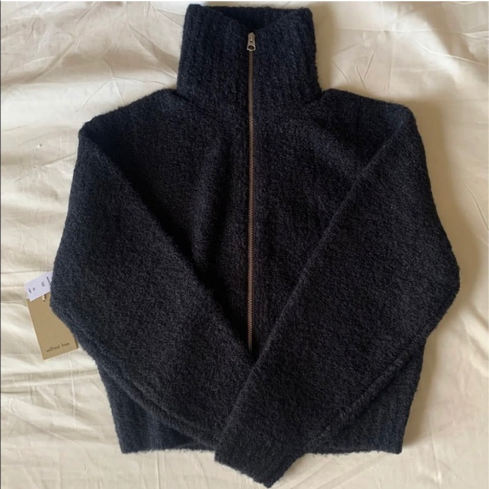 Aritzia Marilyn Sweater